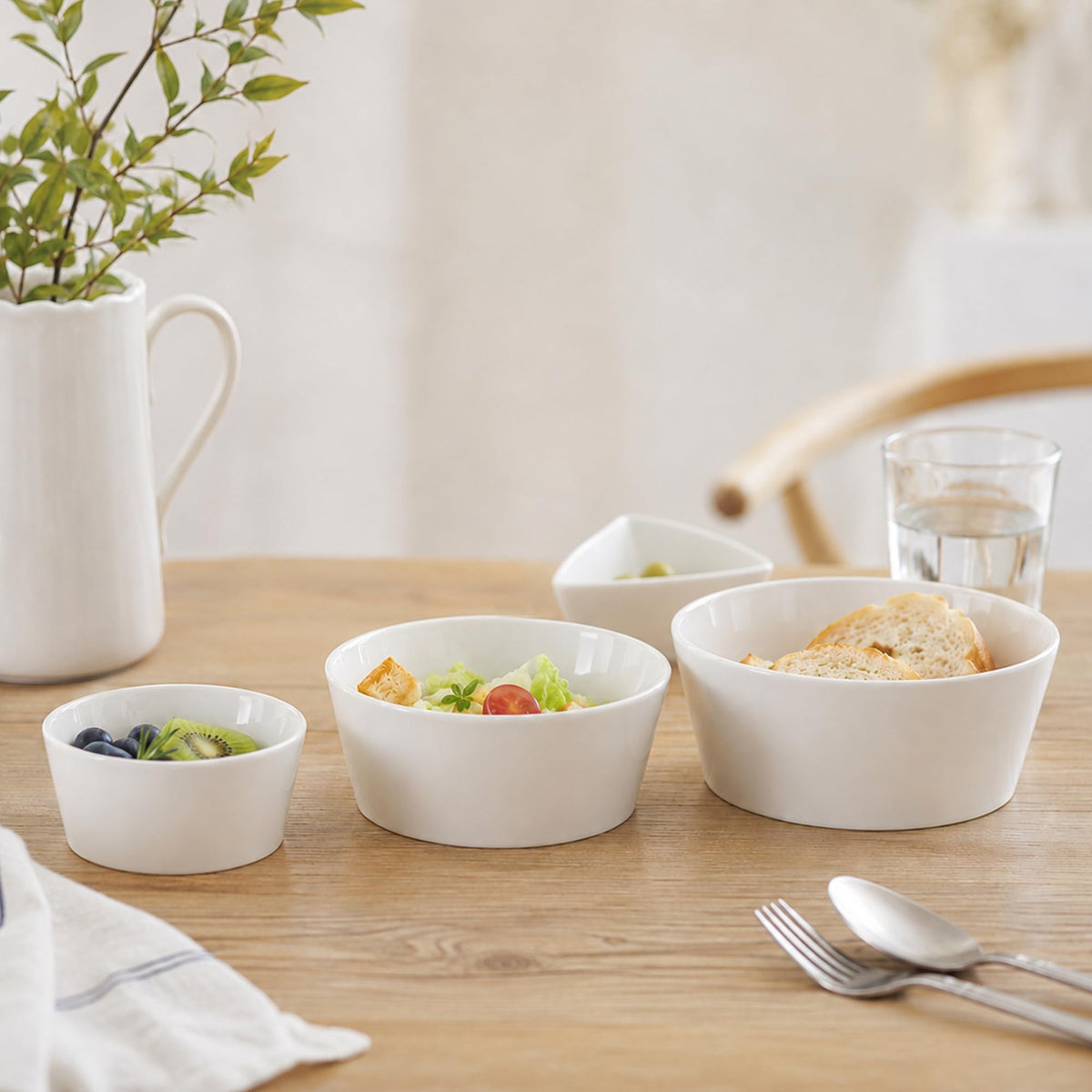 fMBB 6 oz Small White Ceramic Bowls - Set of 6 Dipping, Sauce, Salsa & Snack Bowls, Mini Ceramic Bowls for Condiments Charcuterie Pudding Creme Brulee Ketchup Vinegar Ice Cream