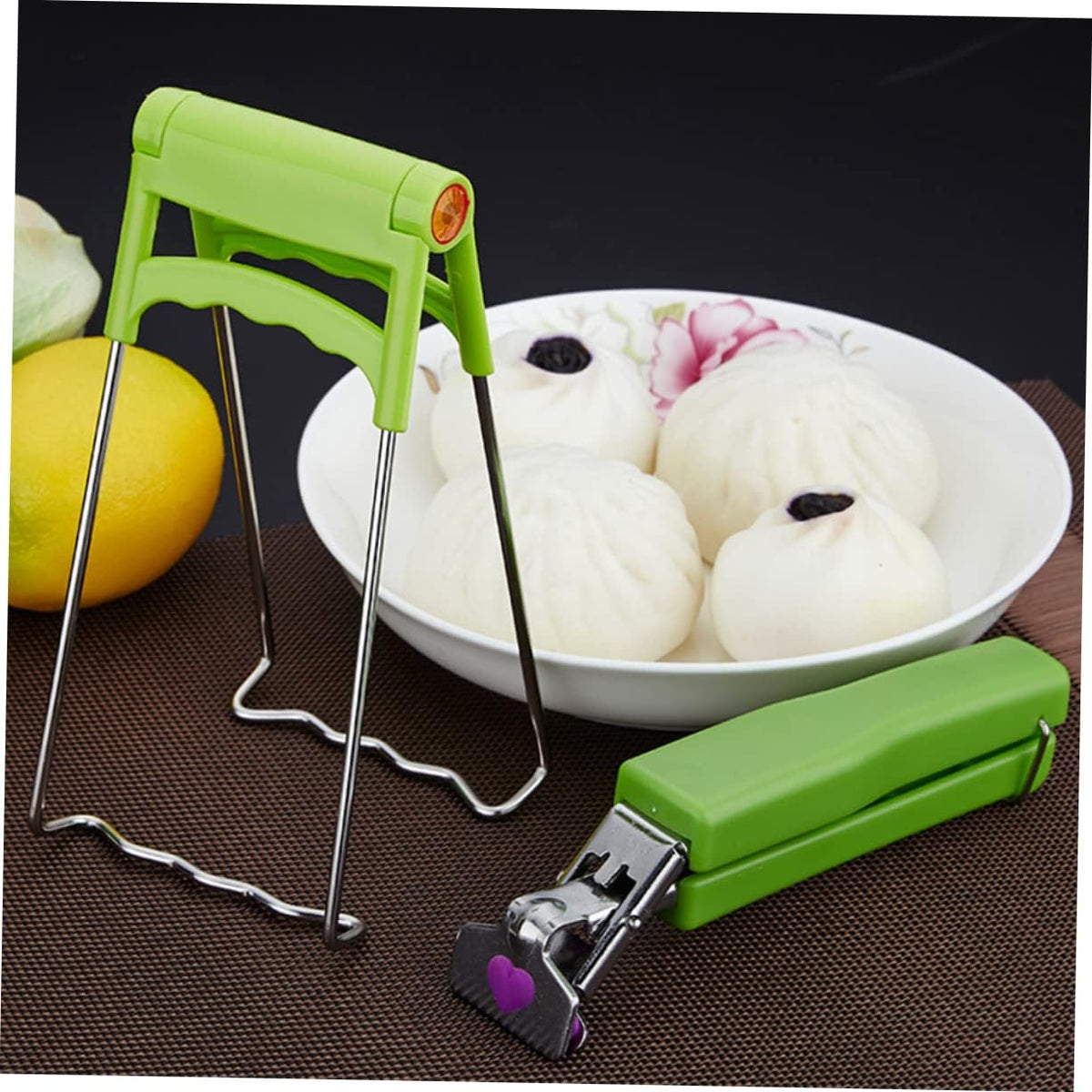 Cabilock 3pcs Stainless Steel Bowl Gripper Skid Resistant Dish Bowl Clip for Kitchen Heatproof Plate Clamp Easy to Use Home Hotel Tool